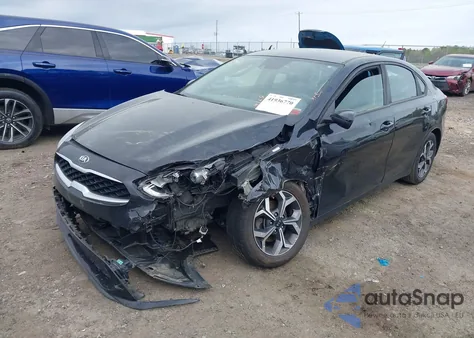 2019 Kia Forte Lxs z USA, uszkodzony, nr VIN 3KPF24AD2KE124486